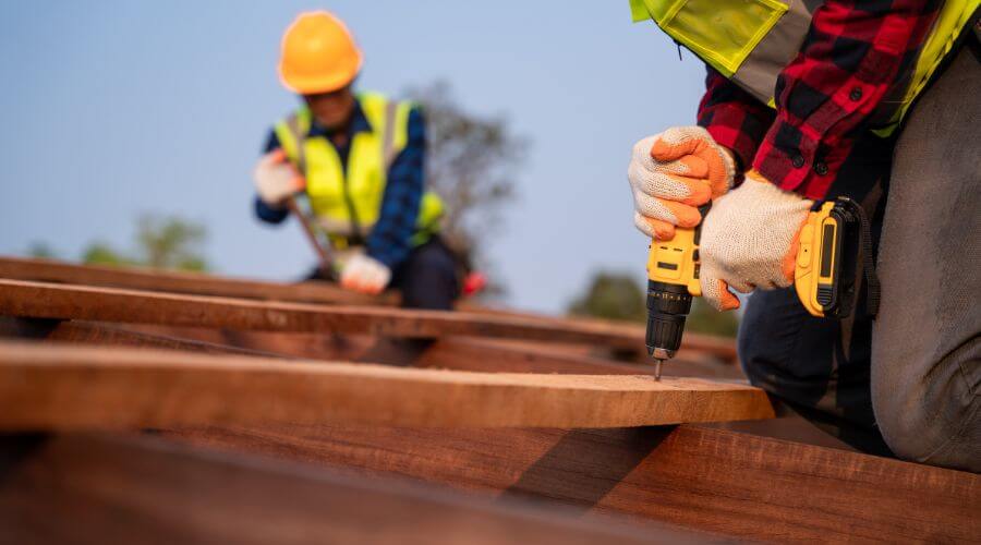 Expert top industrial roofings services in Coupland, TX